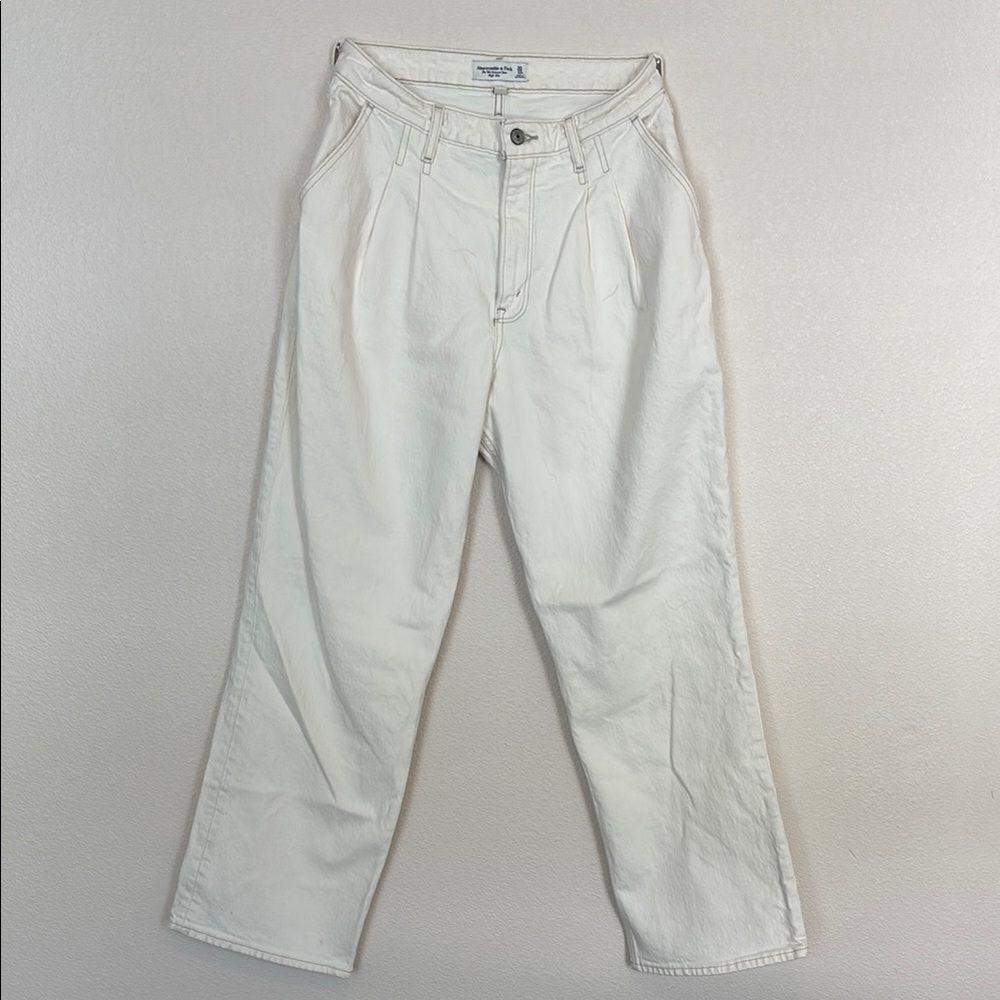 Abercrombie & Fitch curve love the 90s relaxed Jean high-rise